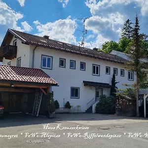 شقة Haus Kreuzeckwiese - Self Catering, جارمش بارتنكيرشن